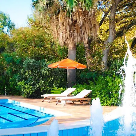 Aparthotel Marita's 3*