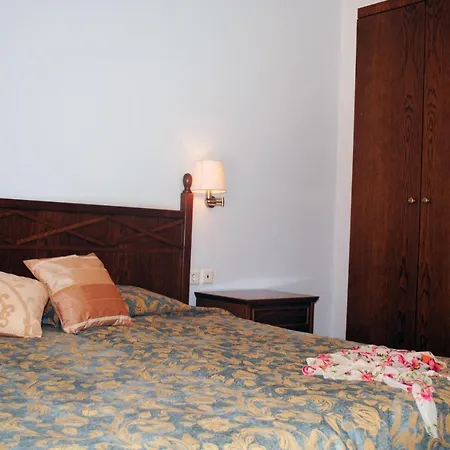 Marita's Aparthotel 3*