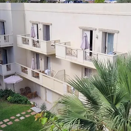 Aparthotel Marita's 3*